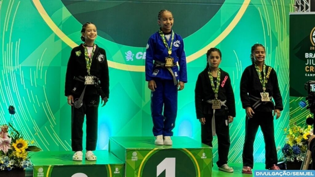 Atletas apoiados pela Prefeitura de Manaus conquistam 27 medalhas no Campeonato Brasileiro de Jiu-Jítsu Atletas apoiados pela Prefeitura de Manaus conquistam 27 medalhas no Campeonato Brasileiro de Jiu-Jítsu