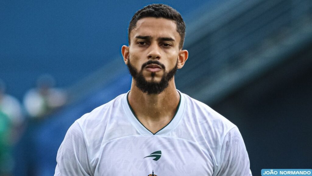 Ex-Icasa-CE e Manaus, zagueiro Gabriel Recife é o novo reforço do Nacional na sequência da Série D
