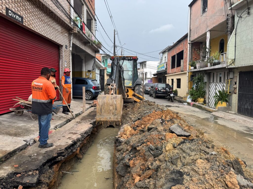 PMM avança com recuperação de drenagem no bairro Compensa PMM avança com recuperação de drenagem no bairro Compensa