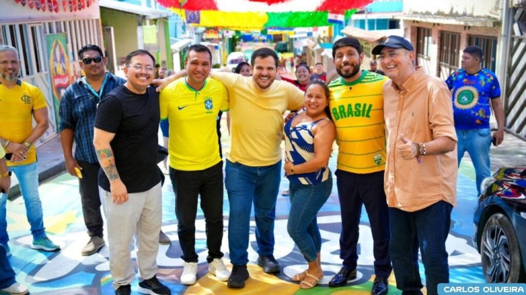 Prefeito Renato Junior visita “Ruas da Copa” e prestigia trabalho feito nas comunidades Prefeito Renato Junior visita "Ruas da Copa" e prestigia trabalho feito nas comunidades