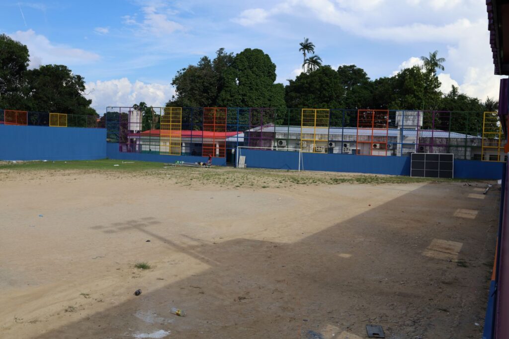 Prefeitura avança com reforma do Campo Coração do Zumbi Prefeitura avança com reforma do Campo Coração do Zumbi
