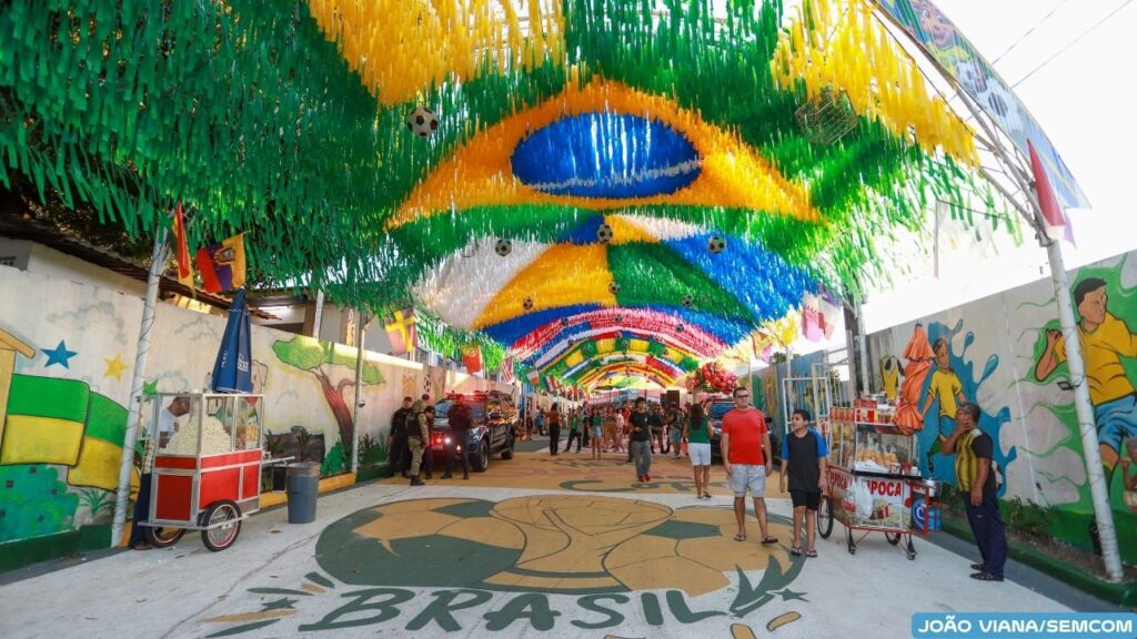 Prefeitura de Manaus inaugura "Rua da Copa", no bairro da Compensa