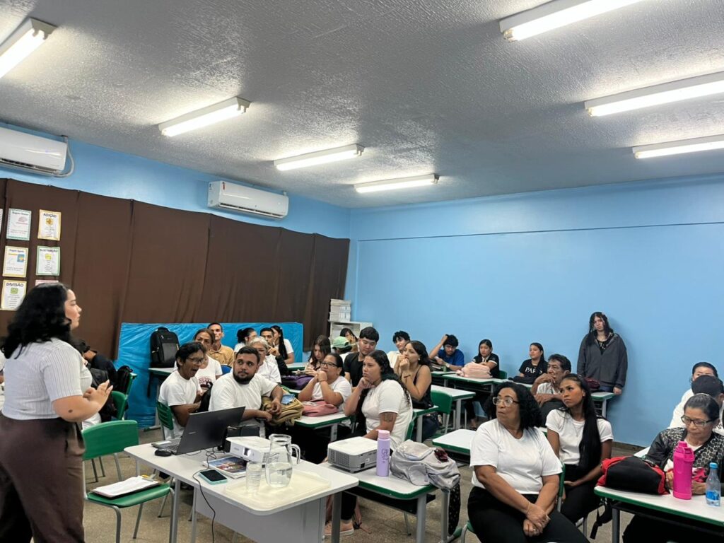 Inscrições para treinamento gratuito de oratória Curso