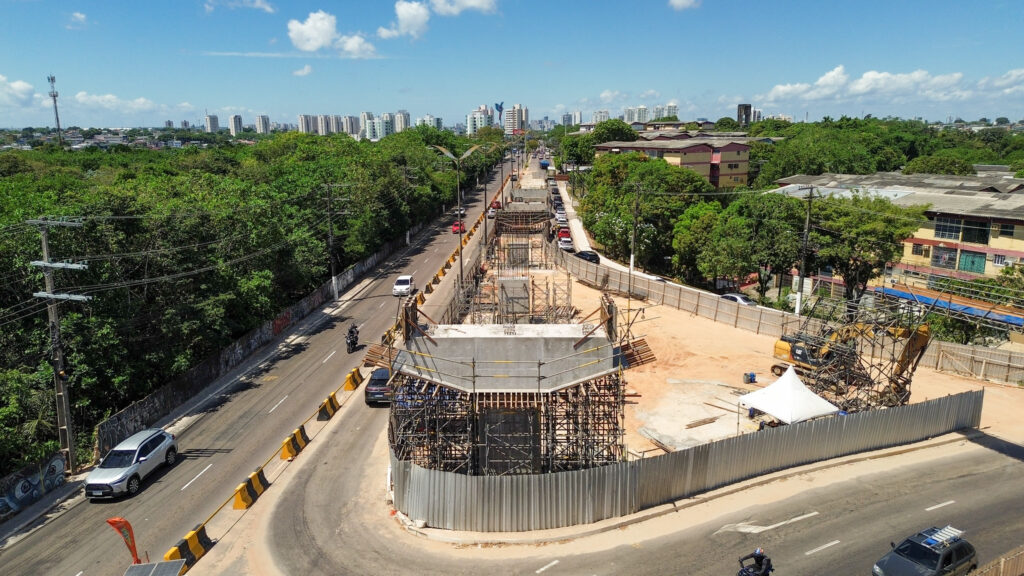 Obras do complexo viário ‘Passarão’ avançam e marcam grande investimento da prefeitura para a mobilidade de quem circula pela zona Oeste de Manaus Infraestrutura