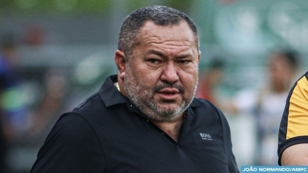 Após cobrança do elenco, Amazonas FC admite dificuldades financeiras e promete buscar soluções Após cobrança do elenco, Amazonas FC admite dificuldades financeiras e promete buscar soluções