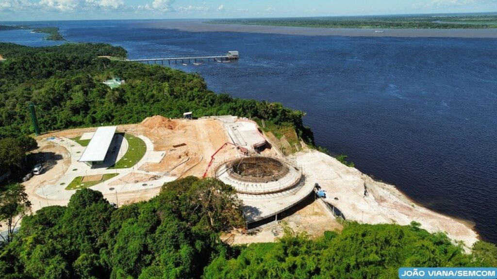 Prefeitura avança com novas frentes de obra no parque Encontro das Águas Rosa Almeida na oca, restaurante e áreas externas