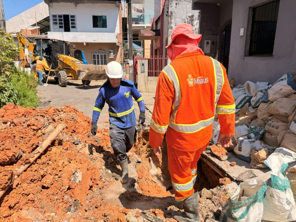Prefeitura de Manaus acompanha recuperação da rua Pavão