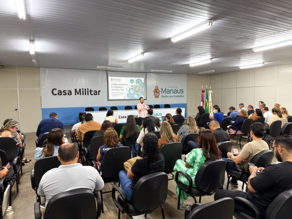 Servidores da CGM recebem capacitação sobre Programa de Integridade e Compliance e o Código de Ética da Prefeitura de Manaus