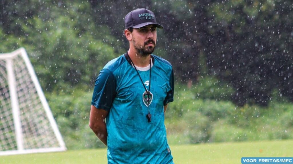 Técnico do Manaus, João Victor inicia Licença A da CBF Academy e mantém rotina intensa com montagem do elenco de 2027 Técnico do Manaus, João Victor inicia Licença A da CBF Academy e mantém rotina intensa com montagem do elenco de 2027