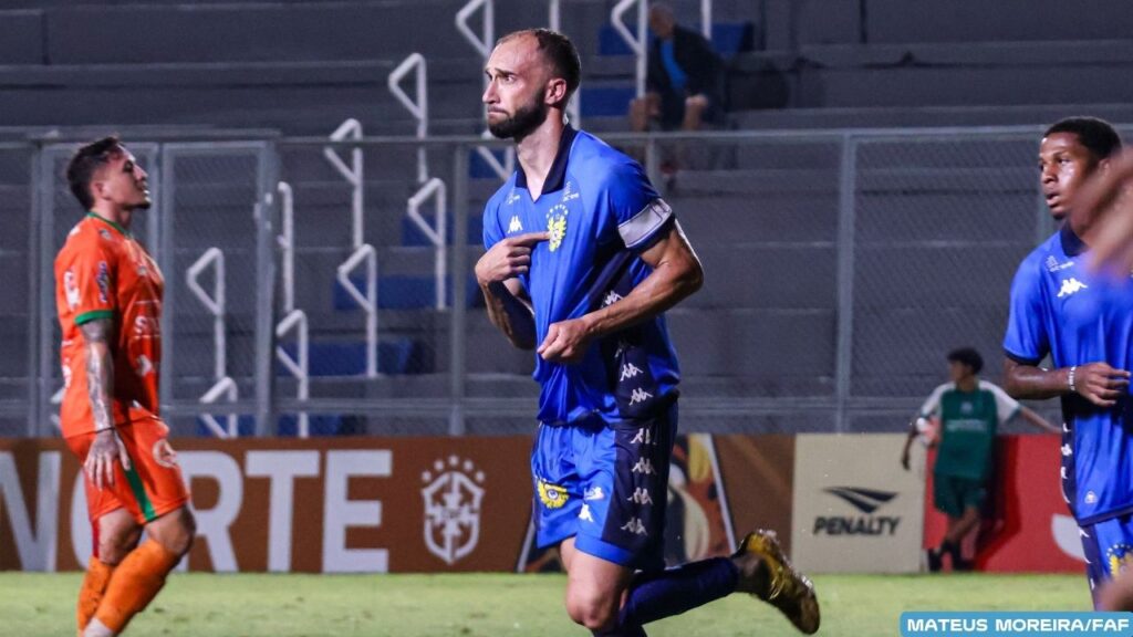 Após temporada histórica, Kaio Wilker se despede do Nacional: “Que seja um até logo” Após temporada histórica, Kaio Wilker se despede do Nacional: "Que seja um até logo"