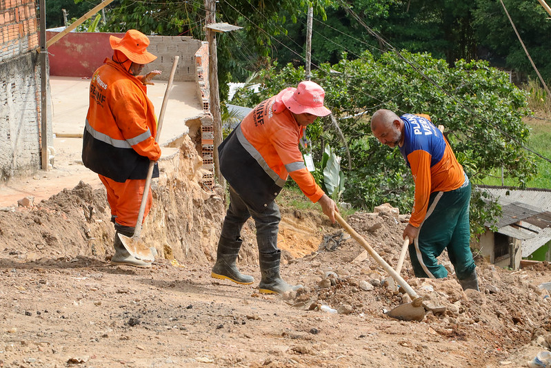 PMM avança com serviços de drenagem e infraestrutura no bairro Santa Etelvina PMM avança com serviços de drenagem e infraestrutura no bairro Santa Etelvina