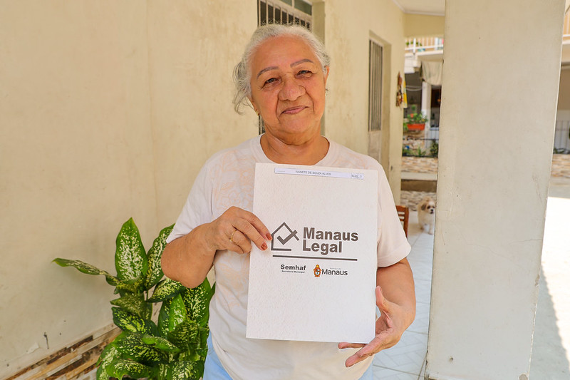 Prefeitura de Manaus entrega 626 títulos definitivos de imóveis Prefeitura de Manaus entrega 626 títulos definitivos de imóveis