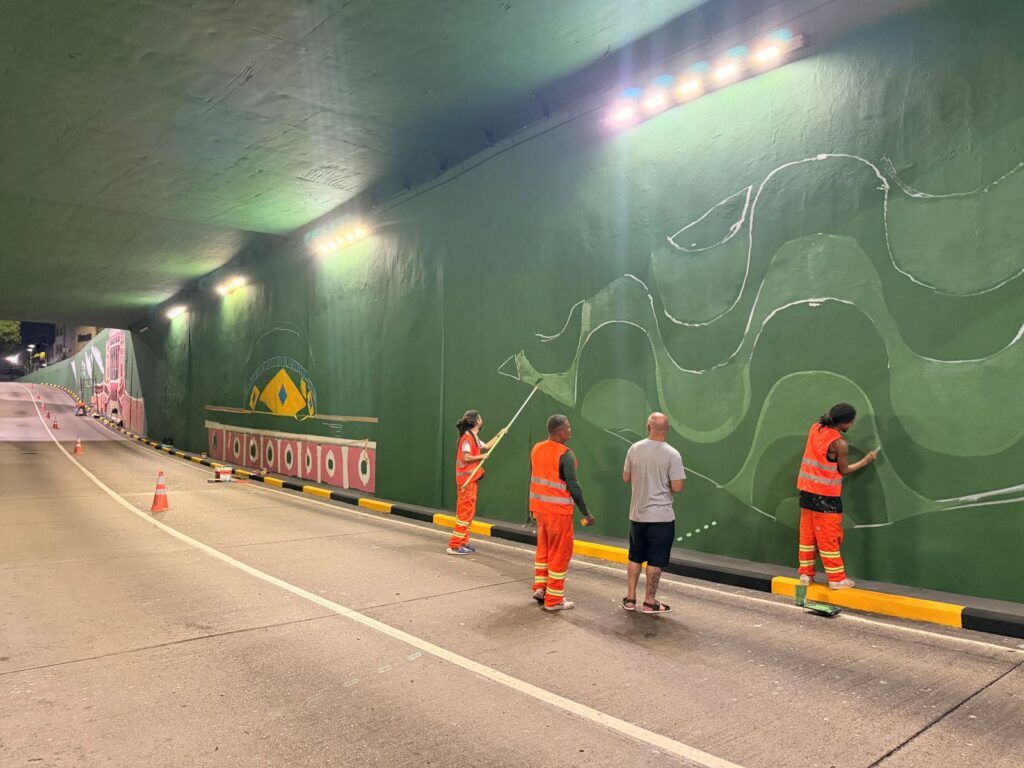 Prefeitura de Manaus leva história e arte para viaduto Duca Brito com modernização e grafite Prefeitura de Manaus leva história e arte para viaduto Duca Brito com modernização e grafite