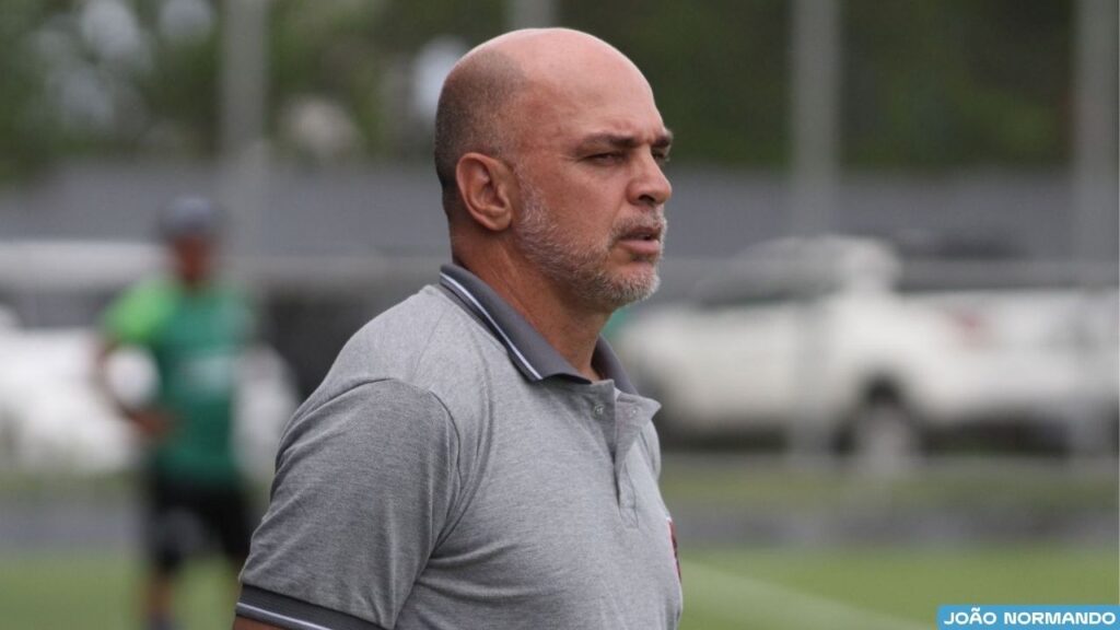 RPE Parintins anuncia retorno do técnico Maurinho Fonseca para o Barezão 2027