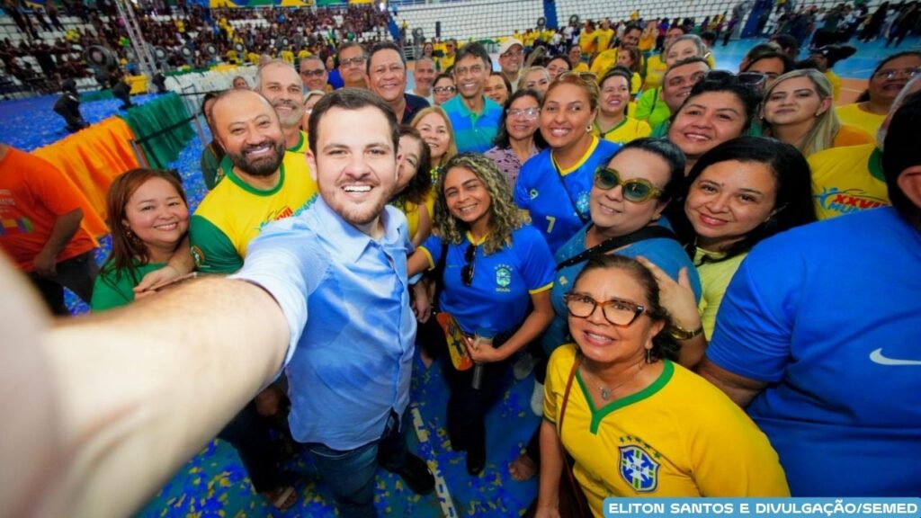 Educadores da rede municipal de Manaus transformam desafios em oportunidades de aprendizagem Educadores da rede municipal de Manaus transformam desafios em oportunidades de aprendizagem